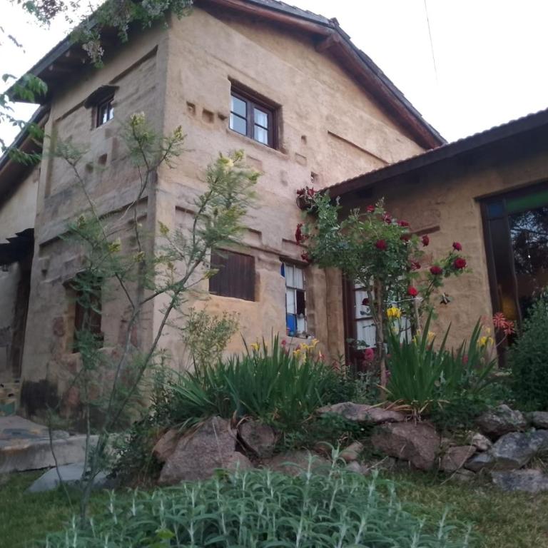 Casa Amarilla - Casa de 4 dormitorios - 1
