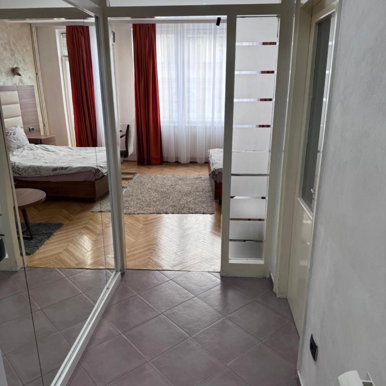 City View Apartments - Studio - 12