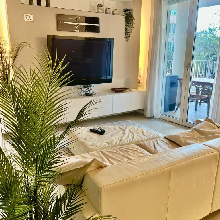 RIMINI Urban Suite Apartament - Two-Bedroom Apartment - 2