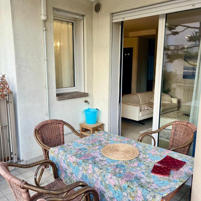 RIMINI Urban Suite Apartament - Two-Bedroom Apartment - 14