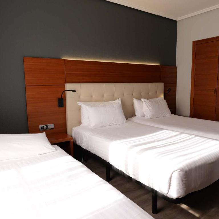 Eurostars Amara - Habitación Doble Deluxe con cama supletoria - 3