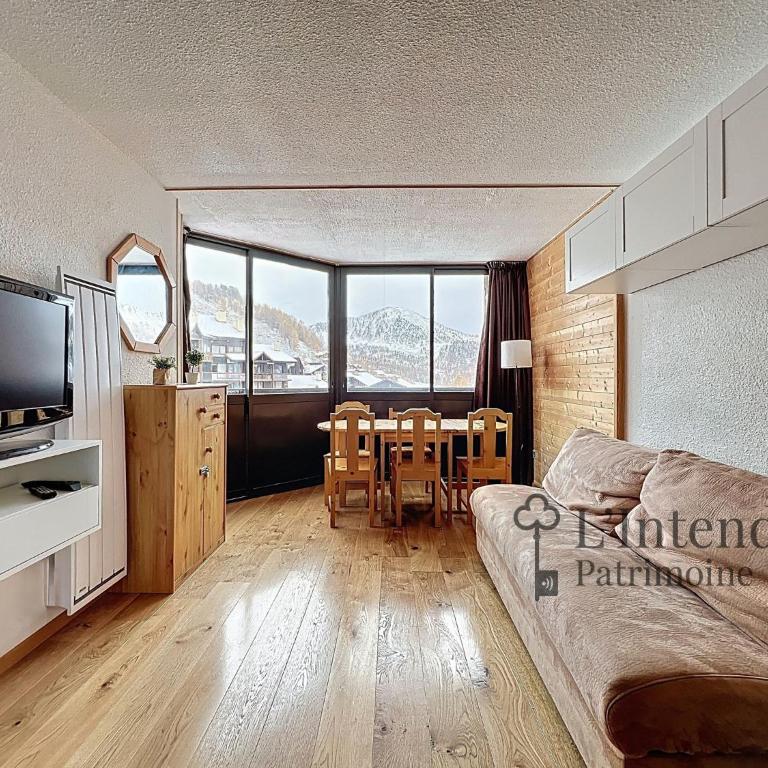 Ski aux pieds - Vue montagne - Studio 4p Isola 2000 - Appartement avec Vue sur la Montagne - 1