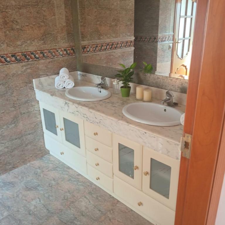 Costa Dorada Villa - Pool BBQ Beach 5min - Villa con piscina privada - 19