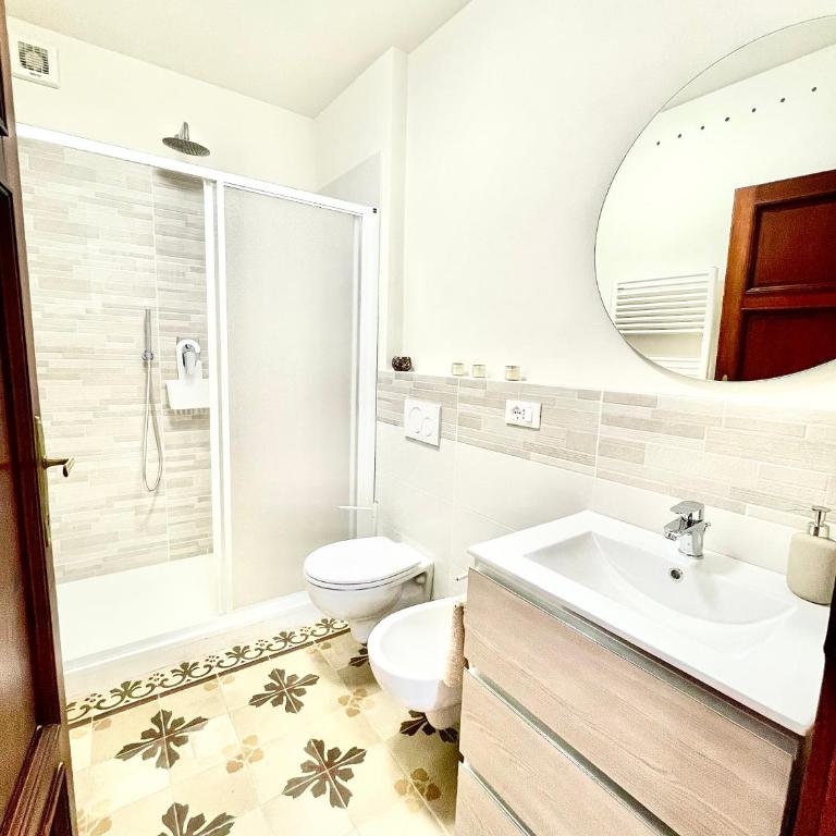 Casa Armonia - Appartamento Premium con 3 Camere da Letto e Balcone - 24