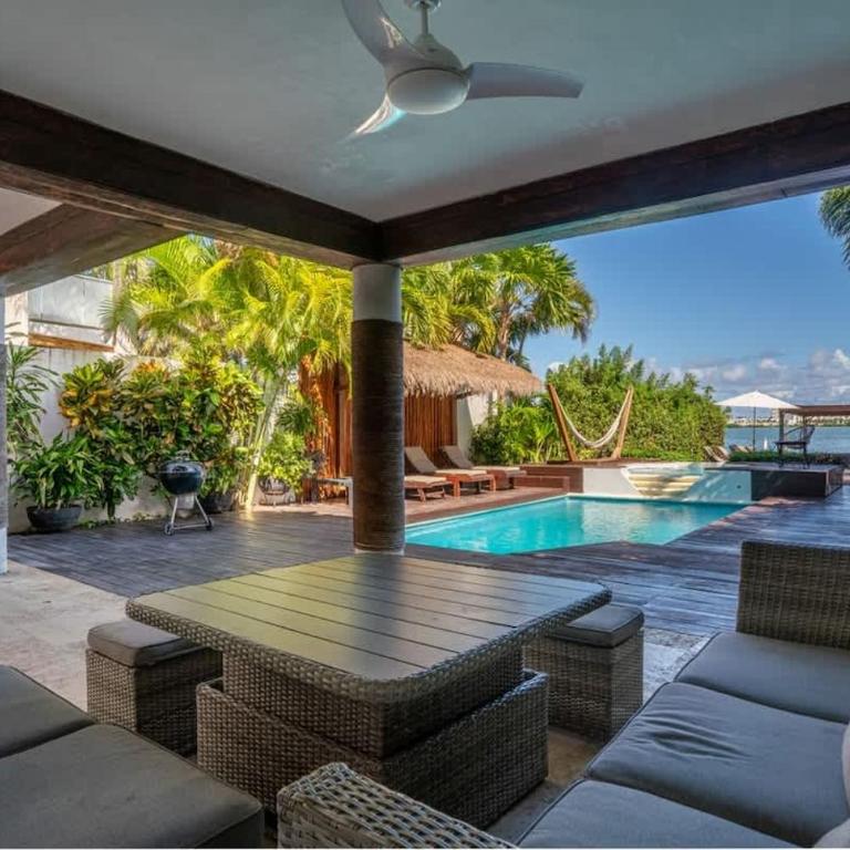 Villa Pok Ta Pok - 5BR - Waterfront Private Pool - Villa - 5