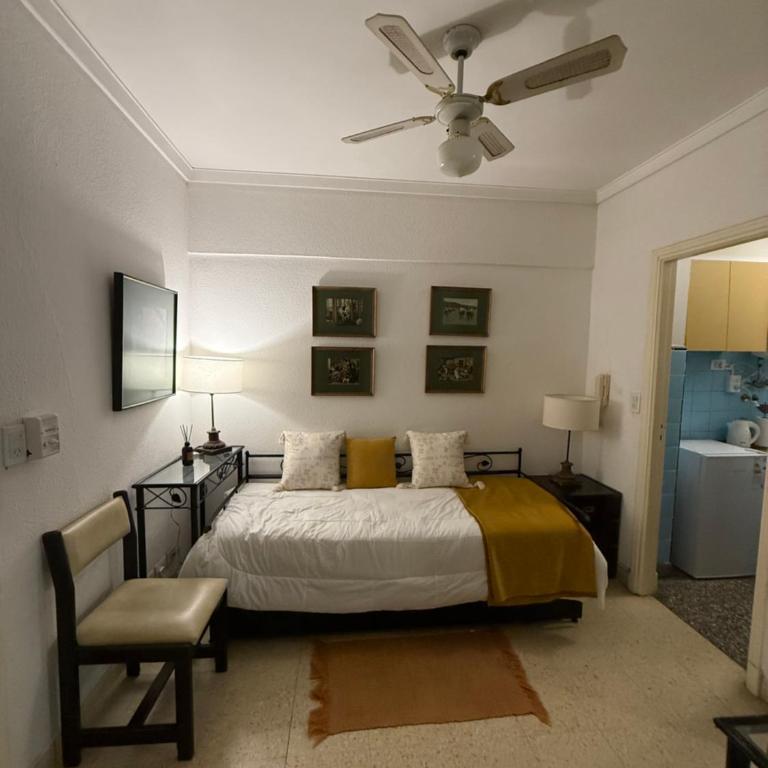Departamento Centrico 2 amb a la calle - One-Bedroom Apartment - 8