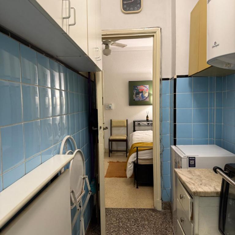 Departamento Centrico 2 amb a la calle - One-Bedroom Apartment - 15