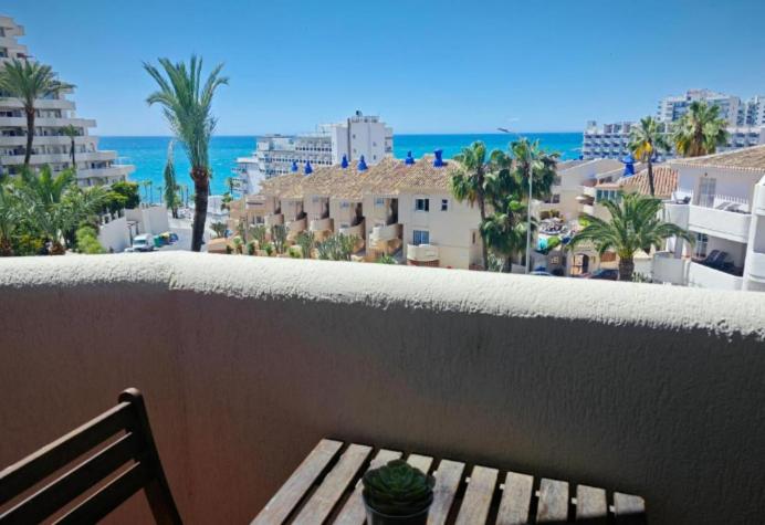 BENALBEACH Vistas al mar con Parking y Wifi - Apartamento de 1 dormitorio con balcón y vistas al mar - 60