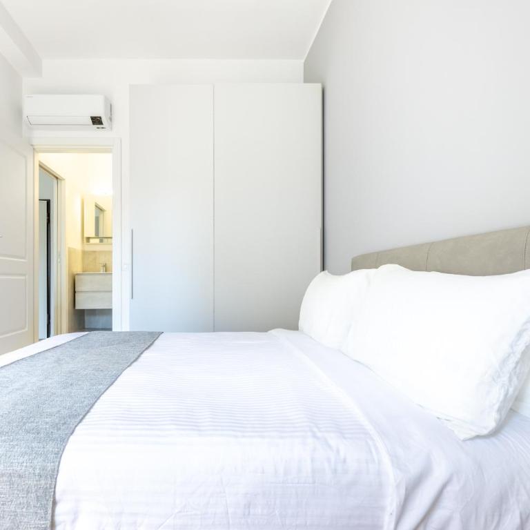 Duomo 10 Minutes Walk- Modern Design Apartment - Appartamento con 2 Camere da Letto - 13