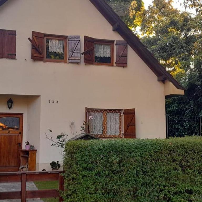 Alquilo casa en Villa Gesell por temporada - Two-Bedroom House - 1