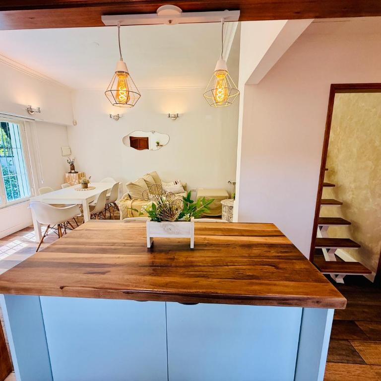 Casa Serena, calidez y estilo que abrazan - Two-Bedroom House - 8