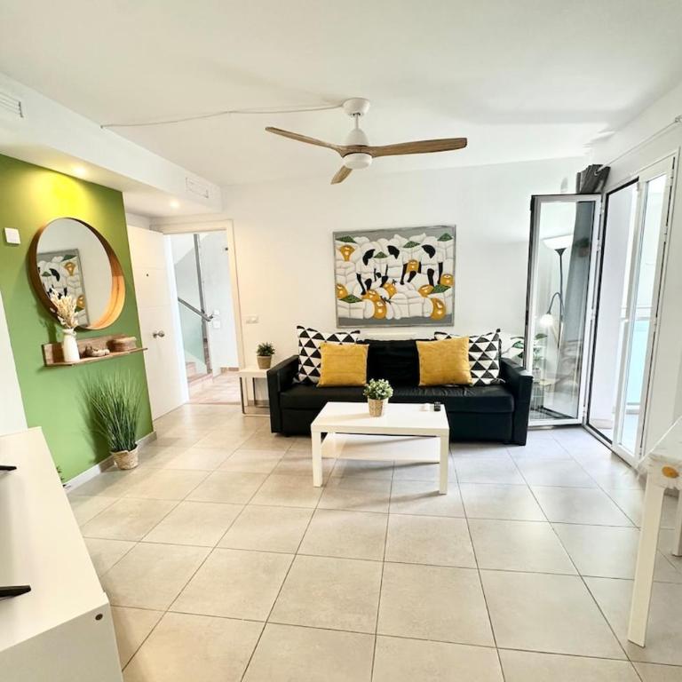 Pineapple Sorbet piscina, doble terraza, cocina completa y WIFI - Apartment - 14