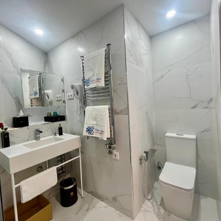 Hotel Boutique Casón De Los López - Suite Familiar Deluxe - 20