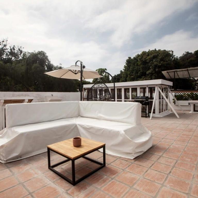 Villa with Rooftop Terrace in Barranco - Villa - 35