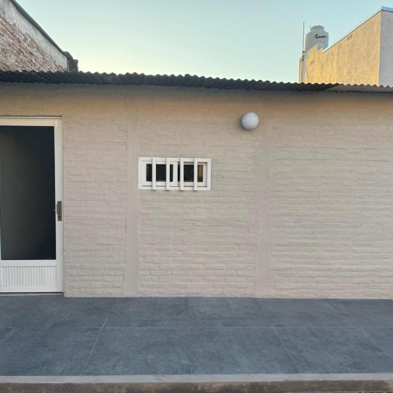 Colon 533 Mono-Ambiente - One-Bedroom House - 8