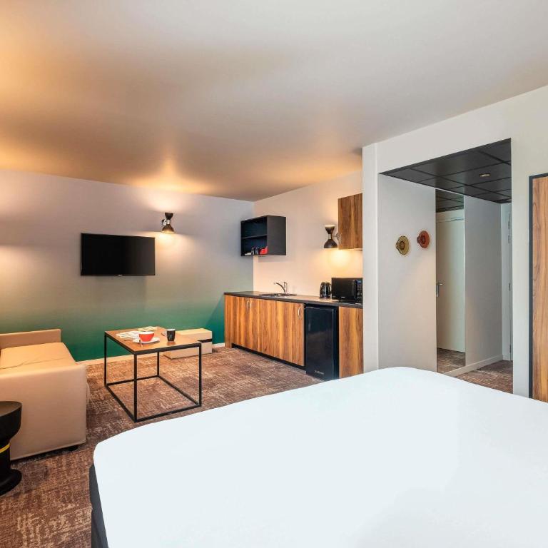ibis Styles Paris Meteor Avenue d'Italie - Appartement avec 1 Lit Double et 2 Lits Simples - 2