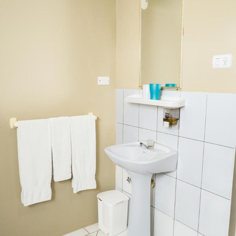 La Casa Naranja Bed and Breakfast - Deluxe Room - 7
