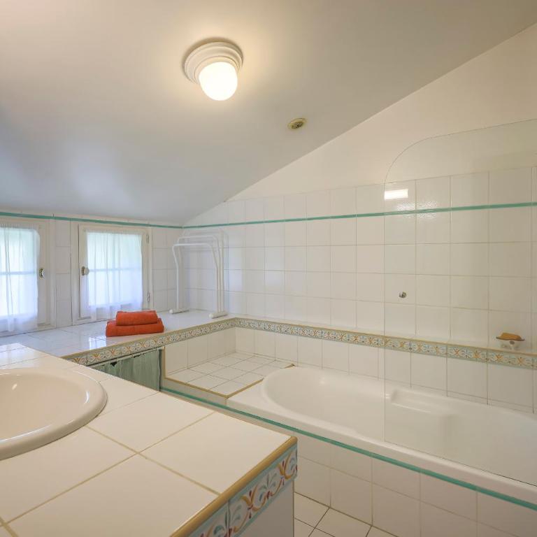 La Villa Berhartia - Piscine - Maison 5 Chambres - 12