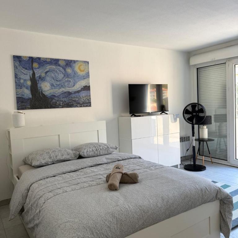 Big, comfortable studio minutes from MC borders - Appartement 1 Chambre - 7