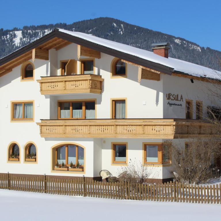 Appartement-Gästehaus Ursula - Apartment mit 2 Schlafzimmern und Balkon - 14