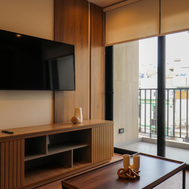 Schell in Miraflores by Wynwood House - Two-Bedroom Standard Apartment - 1