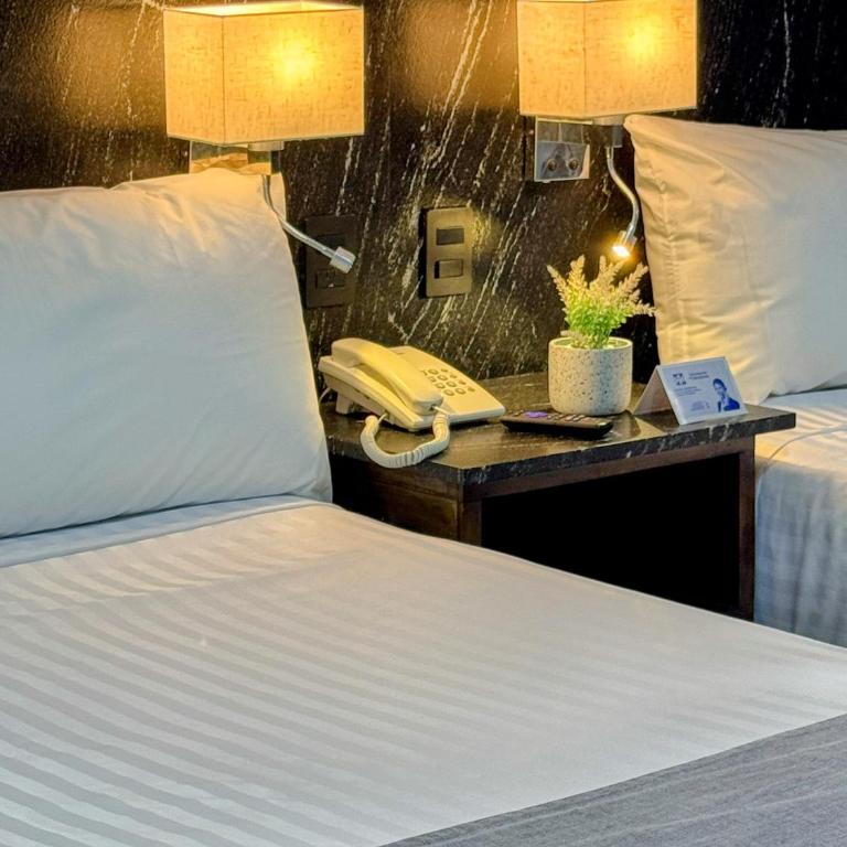 Hacienda Mazatlán sea view - Double Room with 2 Double Beds - 9