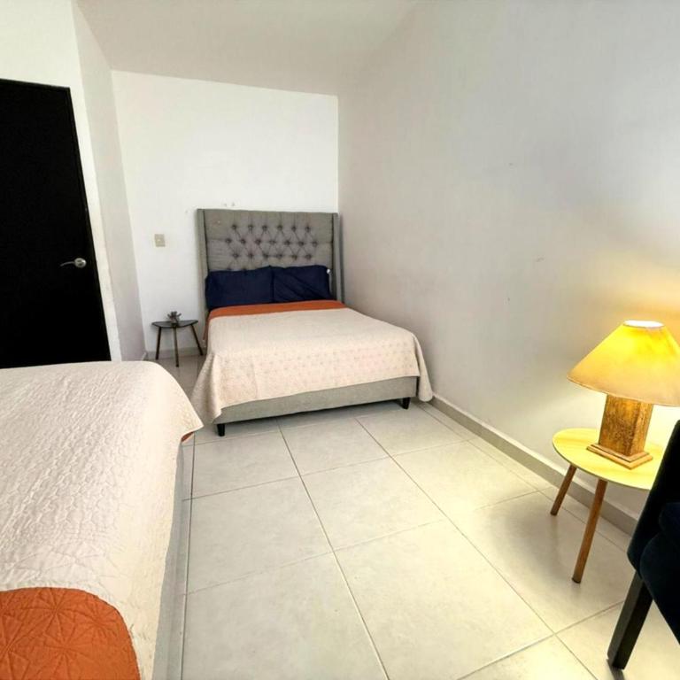 Alejandría Depto Moderno - Café Luxury - 3 Min Malecón y Playas - Three-Bedroom Apartment - 4