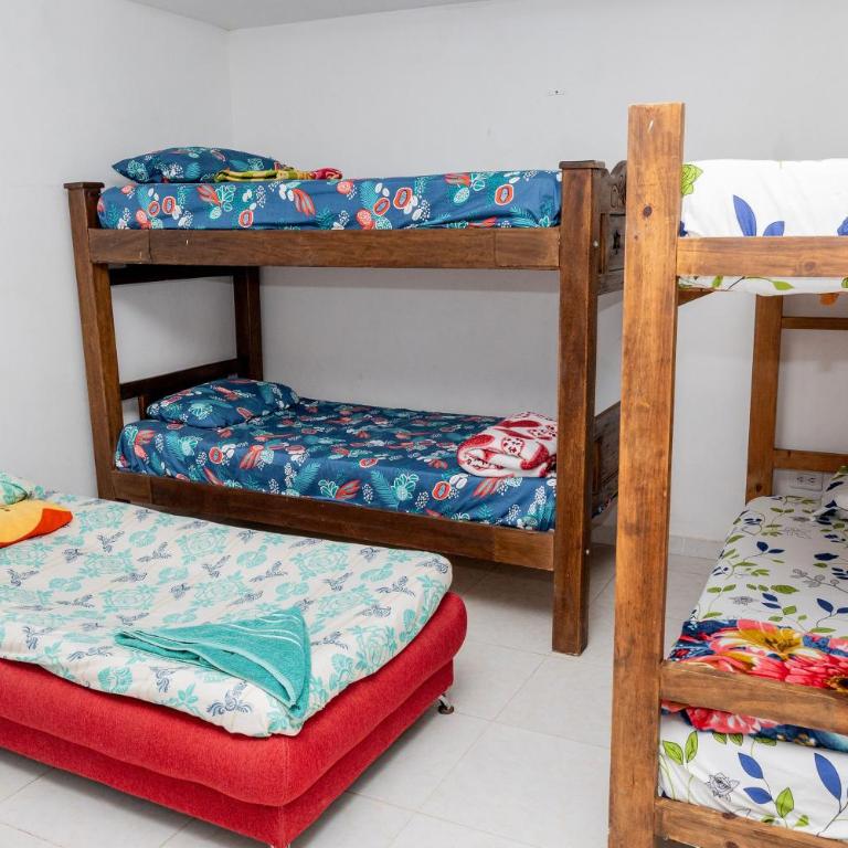 Departamento Bocagrande cerca a playas - Four-Bedroom House - 22