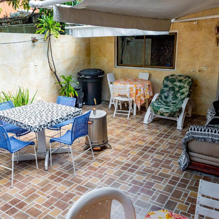 Departamento Bocagrande cerca a playas - Four-Bedroom House - 49