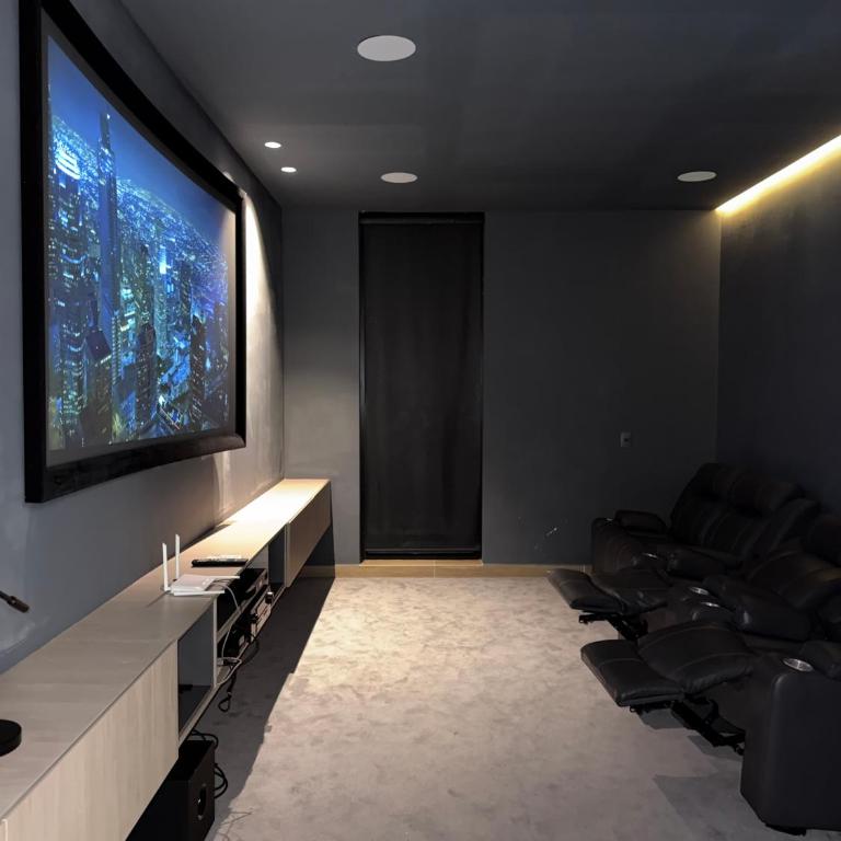 Cómoda y tranquila casa de lujo sector cerritos - Villa - 17