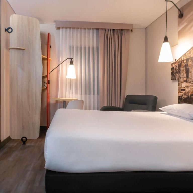 ibis Chia - Habitación Doble Estándar con sofá - 3