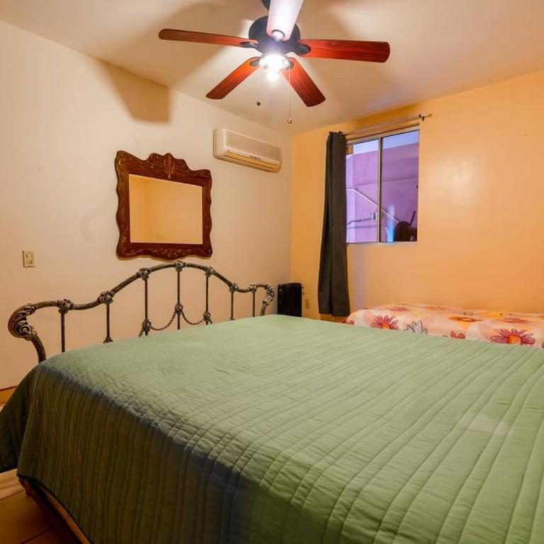 Gorgeous beach front condo - Casa - 3