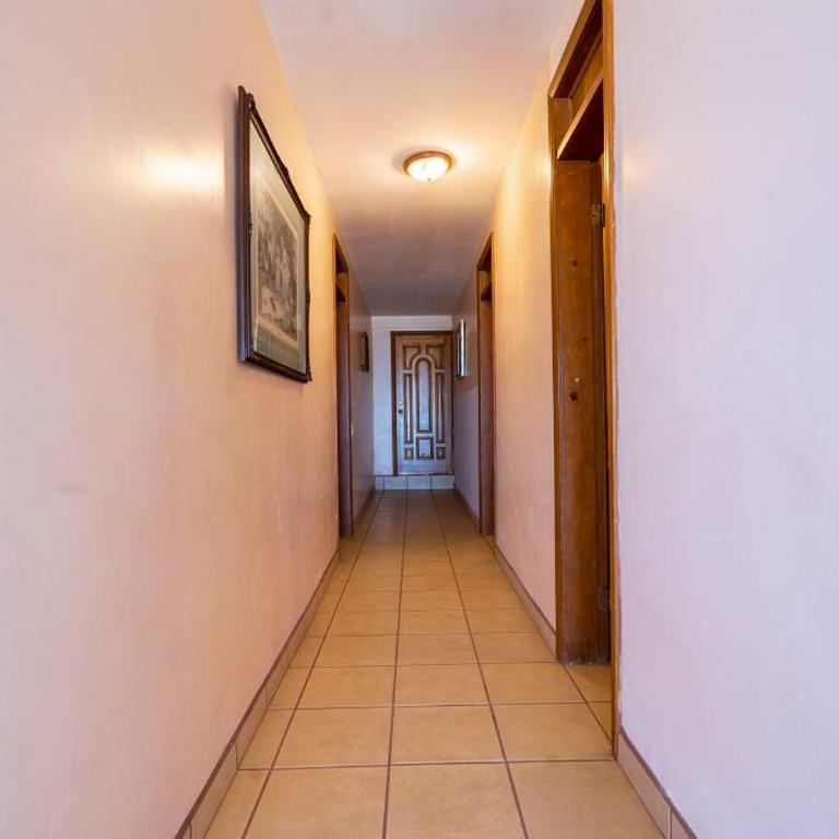 Gorgeous beach front condo - Casa - 8