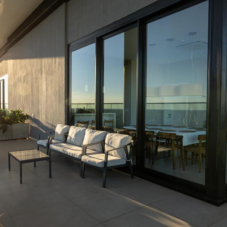 Design, Comfort, Ultra-Fast WiFi and Balcony View - Apartamento - 32