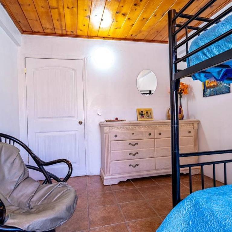 Huge Family 5 bedroom sleeps 16 with private pool home - Casa - 14