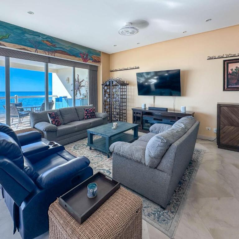 Waves & Relaxation Oceanfront 2BR Family Condo - Apartamento - 8