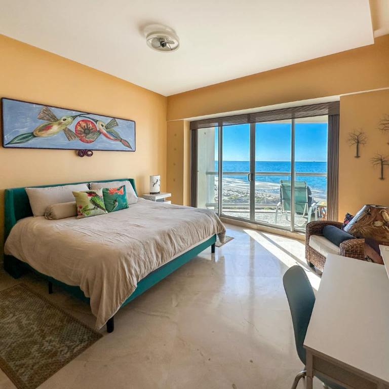 Waves & Relaxation Oceanfront 2BR Family Condo - Apartamento - 22