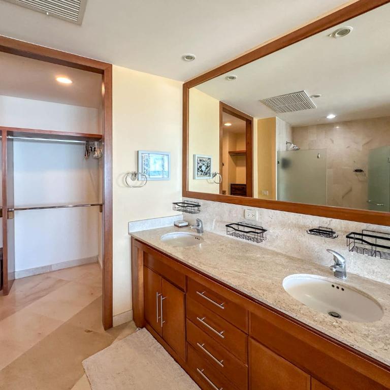 Waves & Relaxation Oceanfront 2BR Family Condo - Apartamento - 27