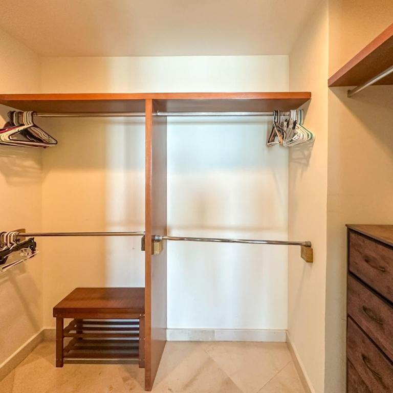 Waves & Relaxation Oceanfront 2BR Family Condo - Apartamento - 31