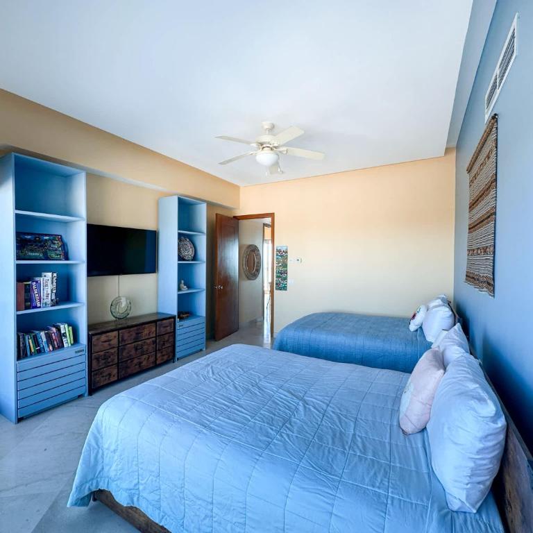 Waves & Relaxation Oceanfront 2BR Family Condo - Apartamento - 35