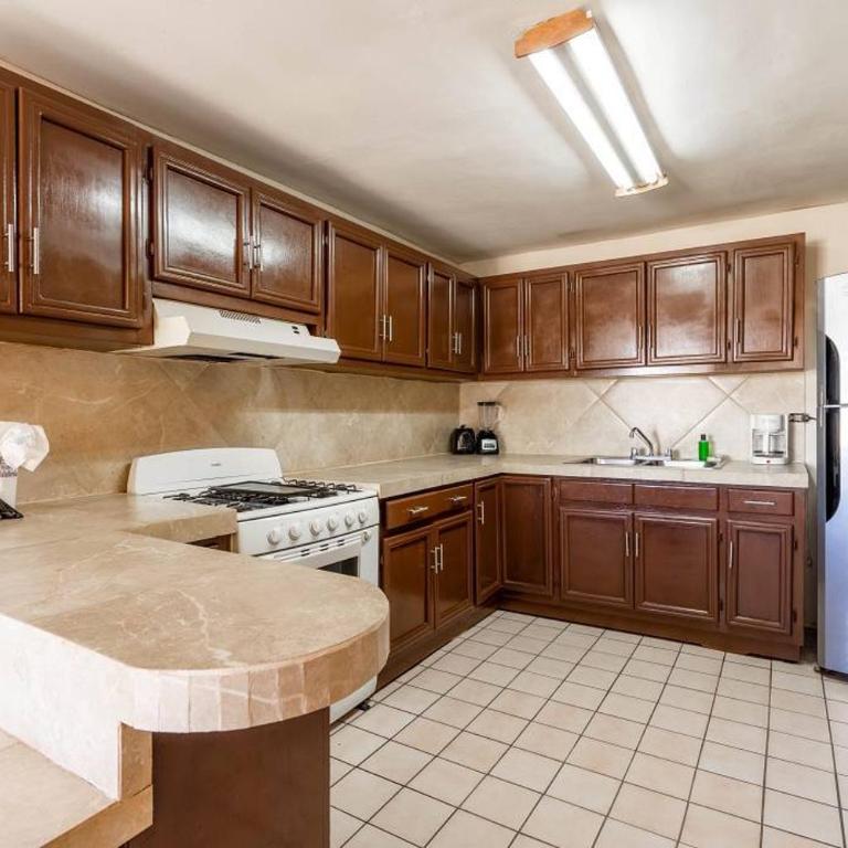 San Felipe downtown rental Condo - Steps to the Beach. Walk to Malecon - Casa - 22