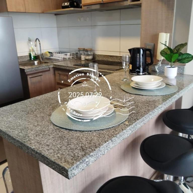 Airport and Terminal close to everything - One-Bedroom Apartment - 9