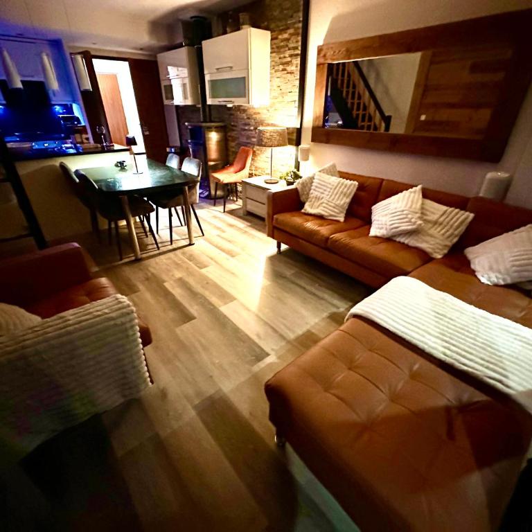 Les Ecureuils Squirrel Lodge - Appartement avec Vue sur la Montagne - 3