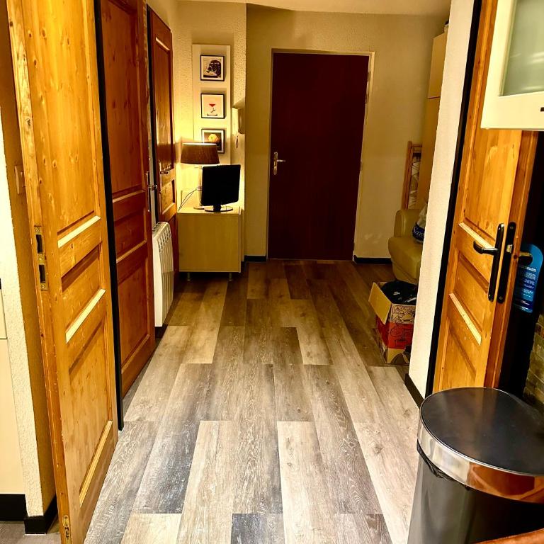 Les Ecureuils Squirrel Lodge - Appartement avec Vue sur la Montagne - 13