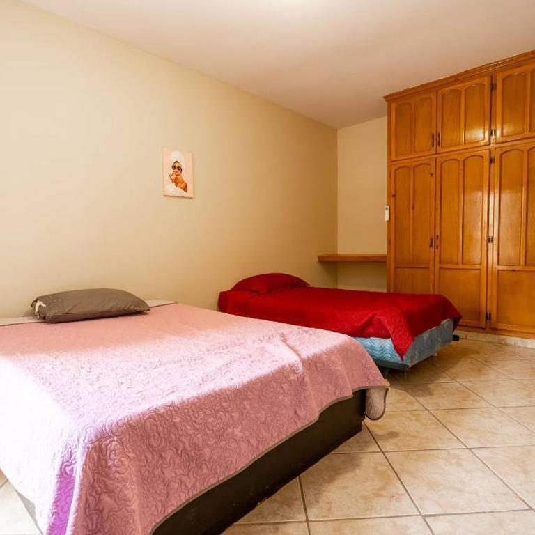 Condo 4, In town and steps to the beach and Malecon - Casa - 13