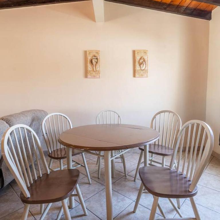 Condo 4, In town and steps to the beach and Malecon - Casa - 15