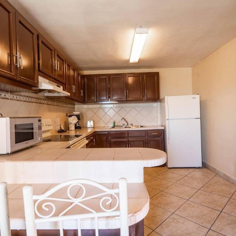 Condo 4, In town and steps to the beach and Malecon - Casa - 20