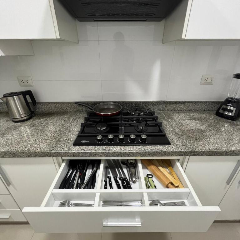 4BR Primer piso, vista a parque con piscina - Apartment with Park View - 9