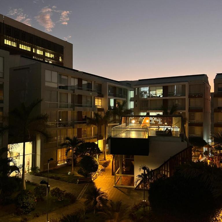 4BR Primer piso, vista a parque con piscina - Apartment with Park View - 20
