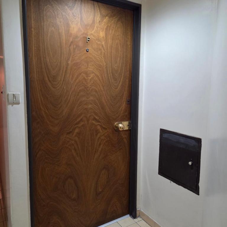 Luminoso Depto de 2 Amb Zona Guemes - One-Bedroom Apartment - 5
